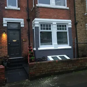 Vere House, 1, Spacious & Great Location Apartment