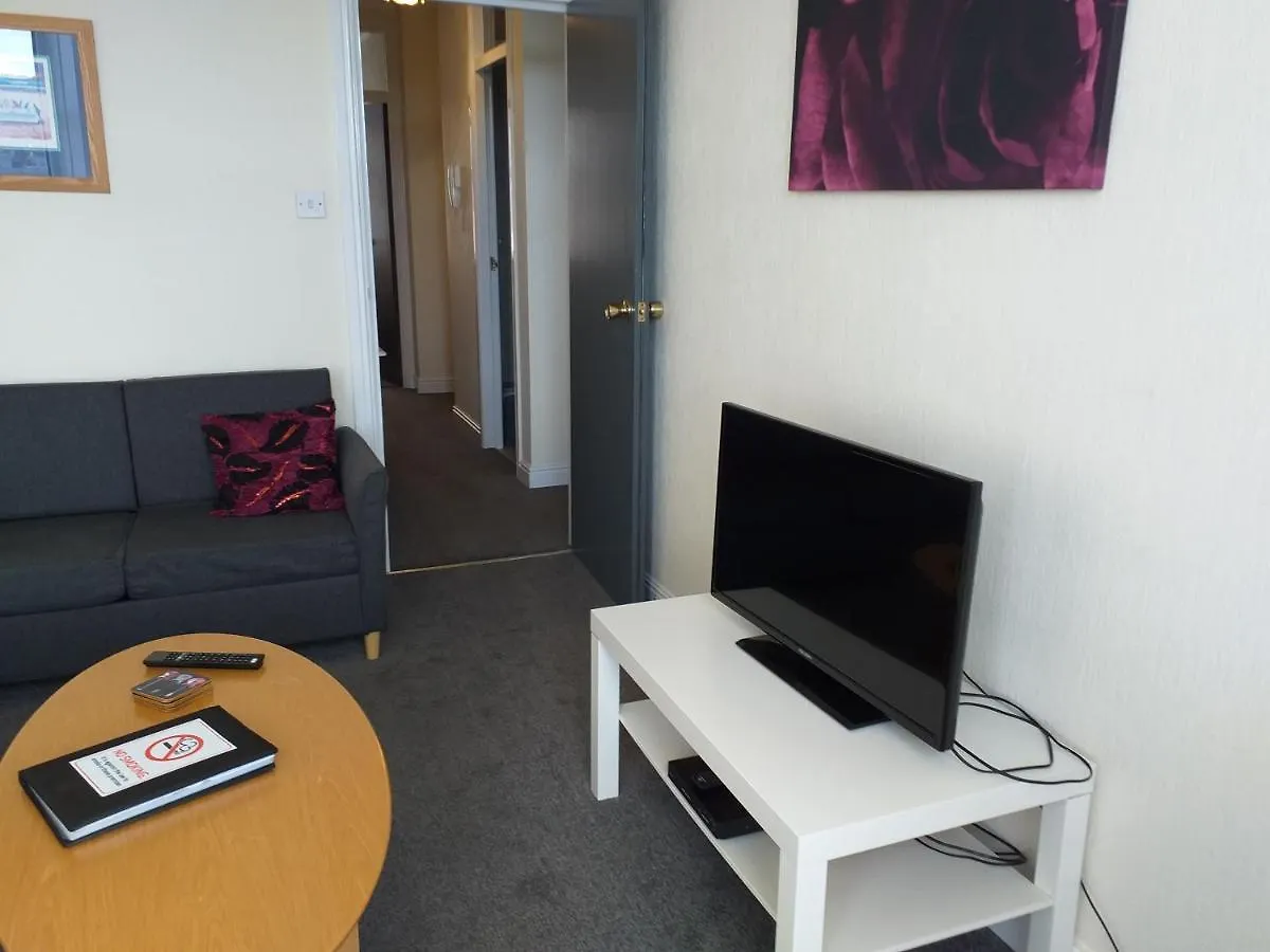 Cricket Stadium View Apartment Scarborough
