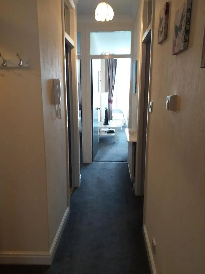 Cricket Stadium View Apartment Scarborough